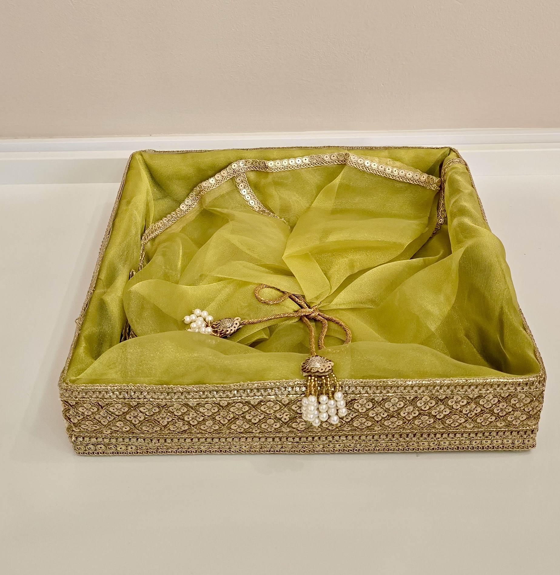 Luxe Geschenk-/Bruiloft Trays – Maat S - Met Sluiting - WIT